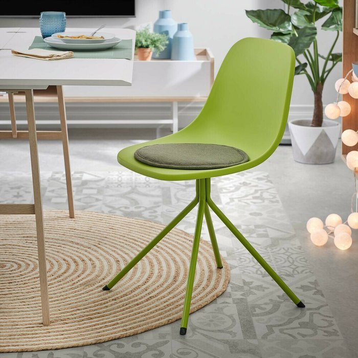 Подушка на стул Stick зеленого цвета  - купить Подушки для стульев по цене 2990.0