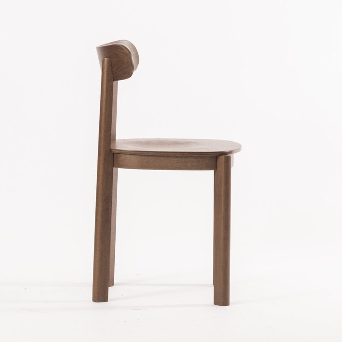 Стул Дион коричневого цвета - лучшие Обеденные стулья в INMYROOM