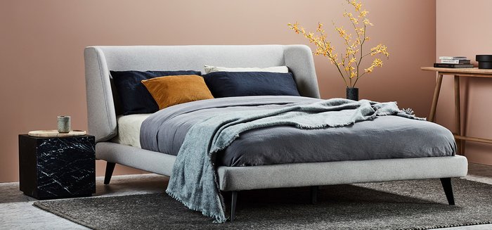 Кровать Cocon 200x200 светло-серого цвета - лучшие Кровати для спальни в INMYROOM