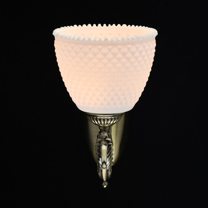 Бра Фелиция с белым плафоном - лучшие Бра и настенные светильники в INMYROOM