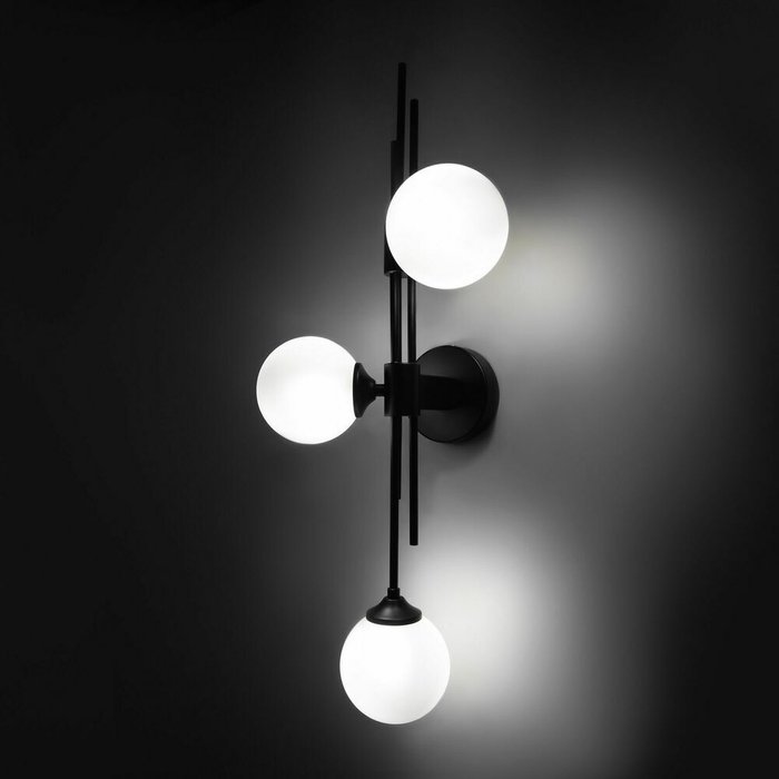 Настенный светильник со стеклянными плафонами 50383/3 черный Volver - лучшие Бра и настенные светильники в INMYROOM