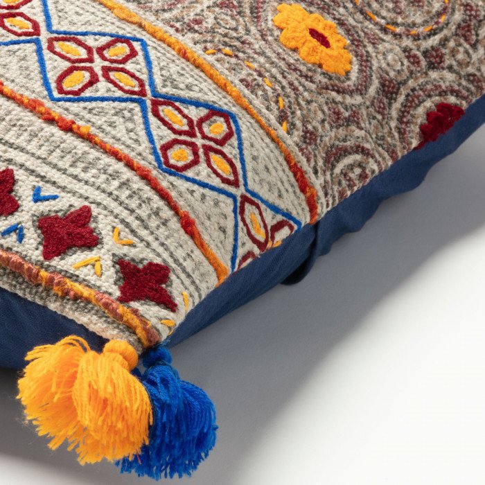 Чехол для подушки Hast в этническом стиле - купить Декоративные подушки по цене 3290.0