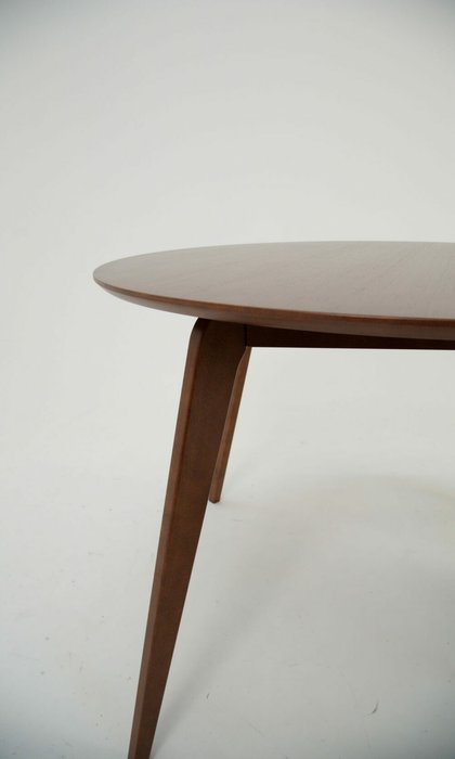 Обеденный стол Arki К 100 коричневого цвета - лучшие Обеденные столы в INMYROOM