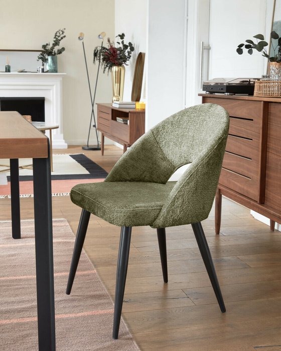 Стул Mael зеленого цвета - купить Обеденные стулья по цене 36990.0