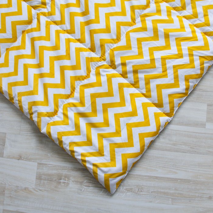 Стеганый игровой коврик Yellow Zigzag   - лучшие Ковры для детской в INMYROOM