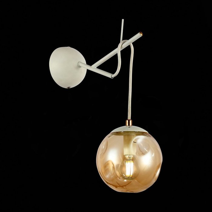  Светильник настенный Calletta с янтарным плафоном - лучшие Бра и настенные светильники в INMYROOM