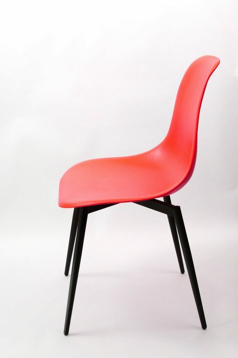Стул Туссе черно-красного цвета - лучшие Обеденные стулья в INMYROOM