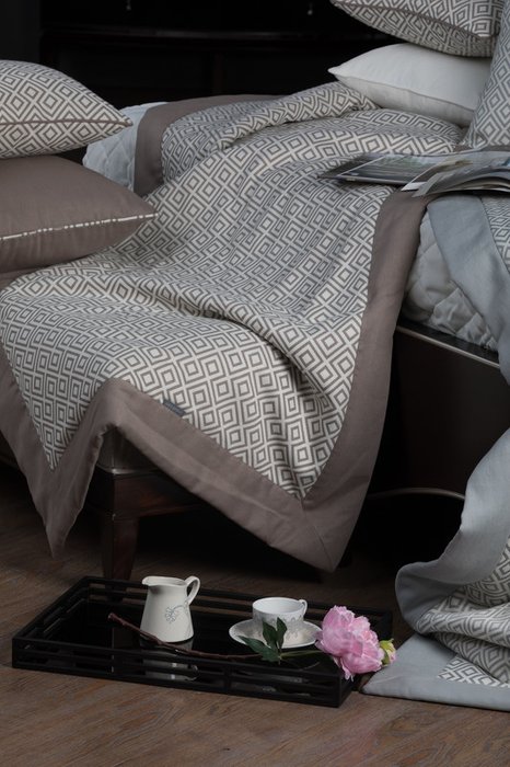 Комплект Debora из саше и трех подушек - лучшие Покрывала в INMYROOM