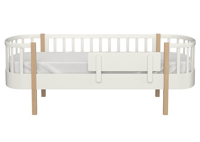 Защитный бортик для кроватки Сlassic молочного цвета - купить Аксессуары для детских кроваток по цене 1790.0