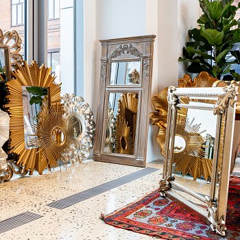 Настенное зеркало Бордо цвета шампань - лучшие Настенные зеркала в INMYROOM