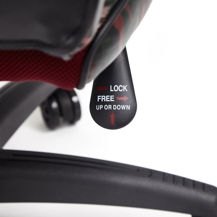 Кресло офисное Racer Gt Millitary бордового цвета - лучшие Офисные кресла в INMYROOM