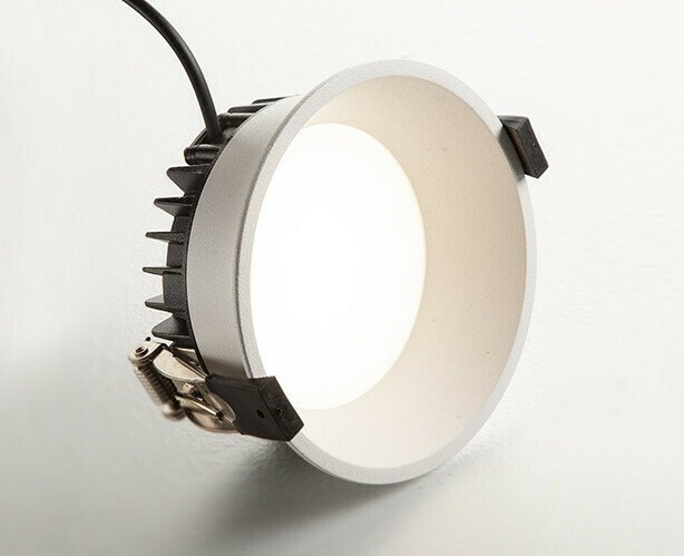 Встраиваемый светильник IT06-6012 white 3000K (пластик, цвет белый) - купить Встраиваемые споты по цене 2160.0