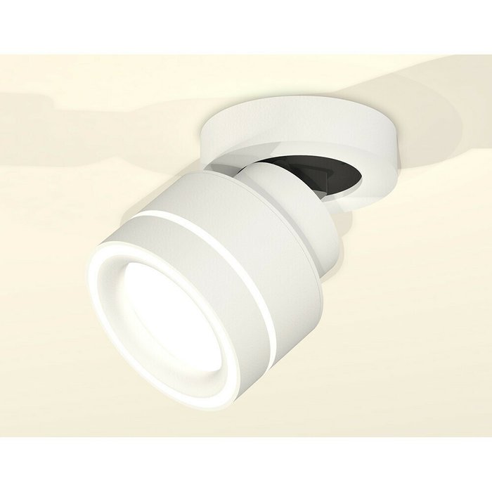 Светильник точечный Ambrella Techno Spot XM8101023 - купить Накладные споты по цене 7800.0