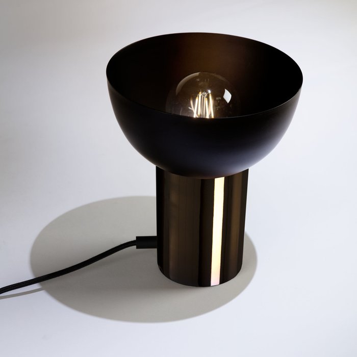 Настольная лампа Amina матового черного цвета - купить Настольные лампы по цене 7990.0