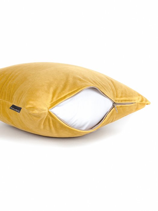 Декоративная подушка Monaco yellow 45х45 желтого цвета - купить Декоративные подушки по цене 649.0 Декоративная подушка Monaco yellow 45х45 желтого цвета - купить Декоративные подушки по цене 649.0