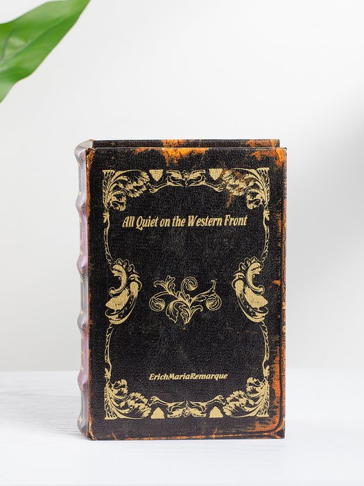 Шкатулка в виде книги черно-красного цвета - купить Шкатулки по цене 1560.0