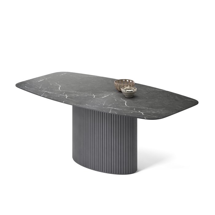 Обеденный стол прямоугольный Эрраи черного цвета - купить Обеденные столы по цене 105427.0