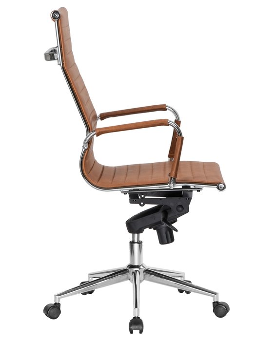 Офисное кресло для руководителей Clark светло-коричневого цвета - лучшие Офисные кресла в INMYROOM