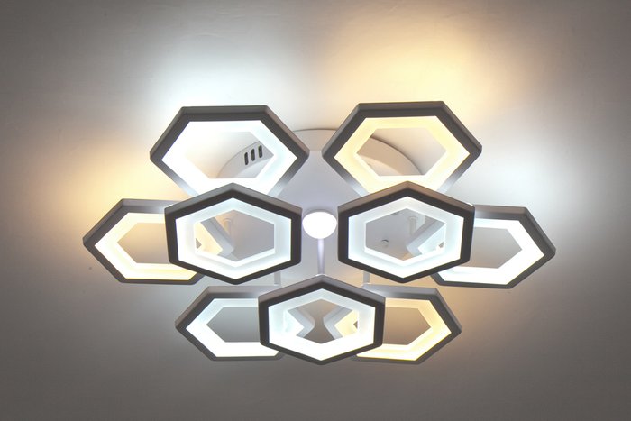 Потолочный светильник Escada 10236/9 LED*120W White HEXAGON - лучшие Потолочные люстры в INMYROOM