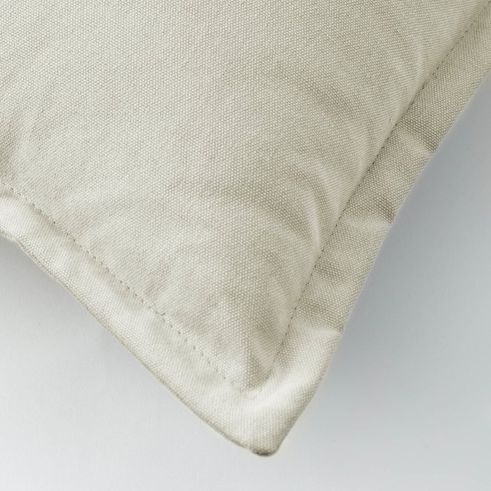  Чехол на подушку Lisette белого цвета - купить Чехлы для подушек по цене 2790.0