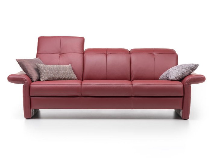 Прямой кожаный диван Bernina красного цвета - лучшие Прямые диваны в INMYROOM