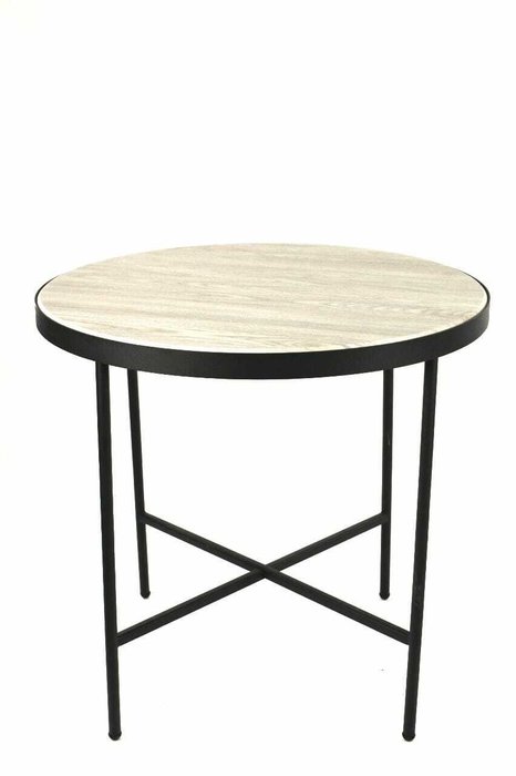Кофейный столик с круглой столешницей бежевого цвета