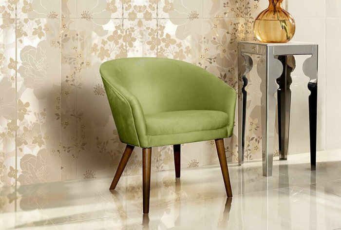Кресло Тиана изумрудного цвета с коричневыми ножками - лучшие Интерьерные кресла в INMYROOM