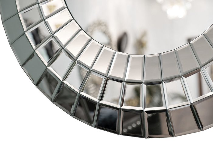 Настенное зеркало в раме из зеркальных элементов - купить Настенные зеркала по цене 15600.0