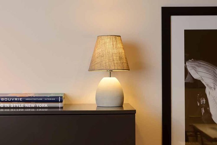 Настольная лампа Solo серого цвета - лучшие Настольные лампы в INMYROOM