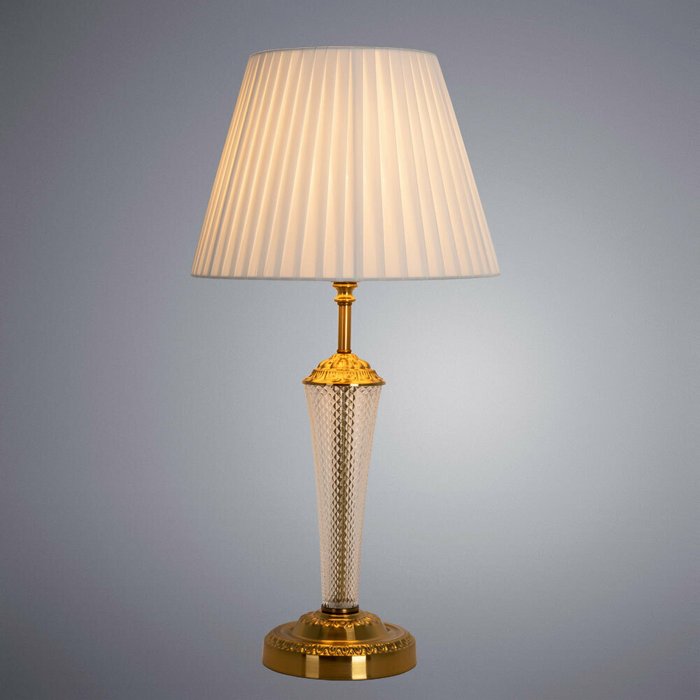 Настольная лампа Gracie с белым абажуром - купить Настольные лампы по цене 10990.0