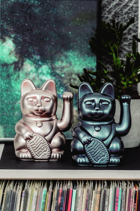 Декоративная фигурка-статуэтка Lucky Cat Moonlight M из пластика  - купить Фигуры и статуэтки по цене 3072.0