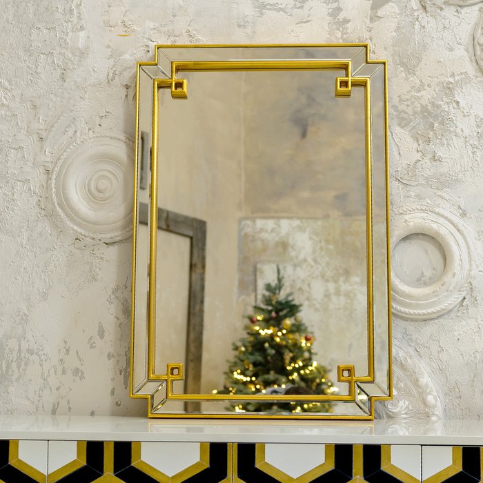 Настенное зеркало Астрид Голд в граненой раме с зеркальным слоем - купить Настенные зеркала по цене 29000.0