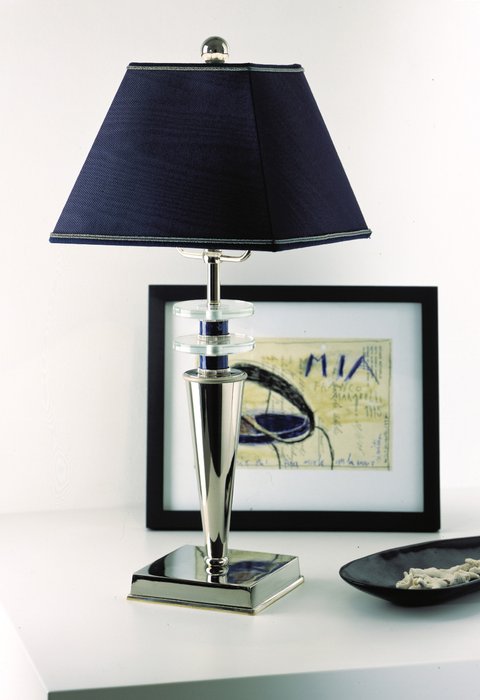 Настольная лампа Virgo с черным абажуром - лучшие Настольные лампы в INMYROOM