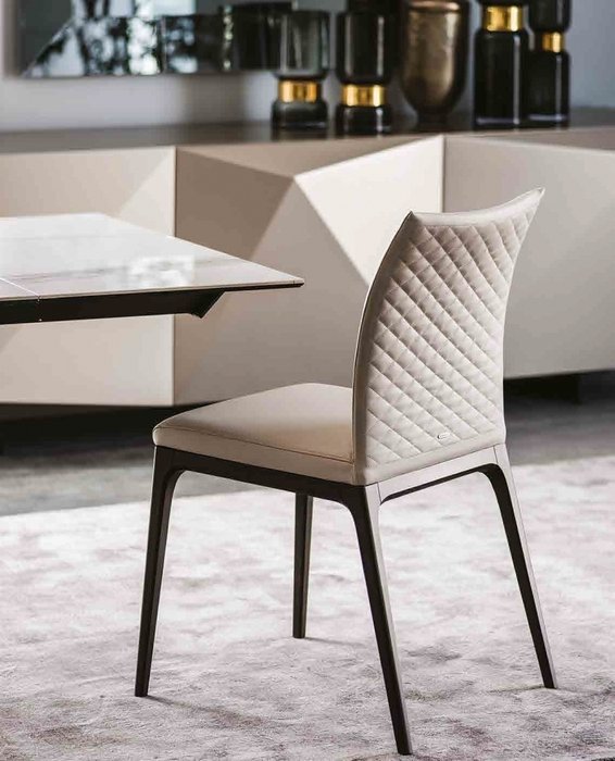 Обеденный стул Arcadia Couture с серым сидением - лучшие Обеденные стулья в INMYROOM