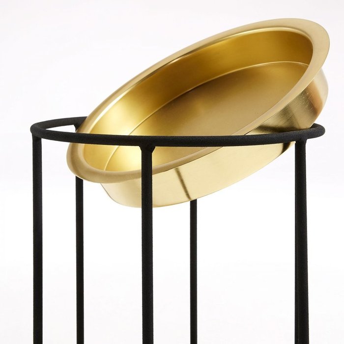Кофейный стол Fama из металла со съемной столешницей - лучшие Кофейные столики в INMYROOM