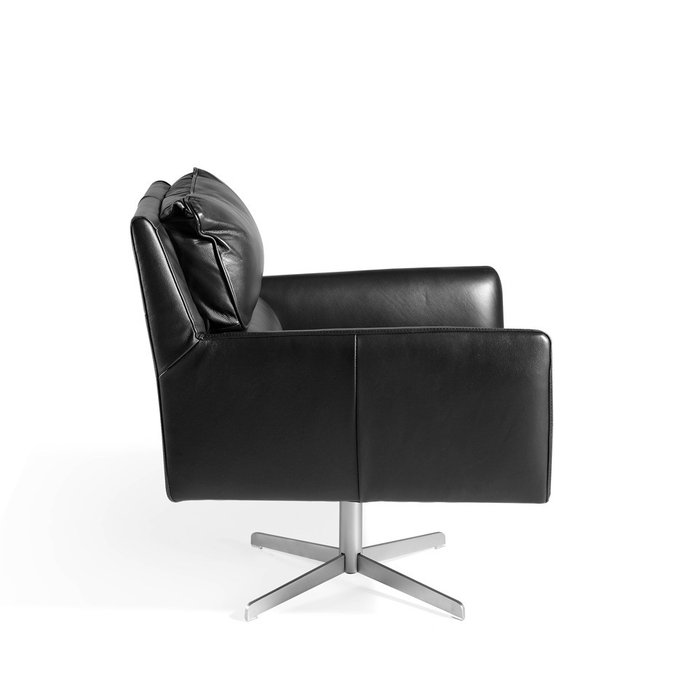 Кожаное поворотное кресло черного цвета - лучшие Интерьерные кресла в INMYROOM