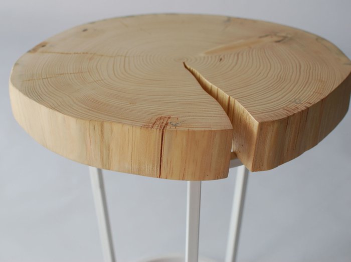Кофейный стол Round Pine бело-бежевого цвета - купить Кофейные столики по цене 9900.0
