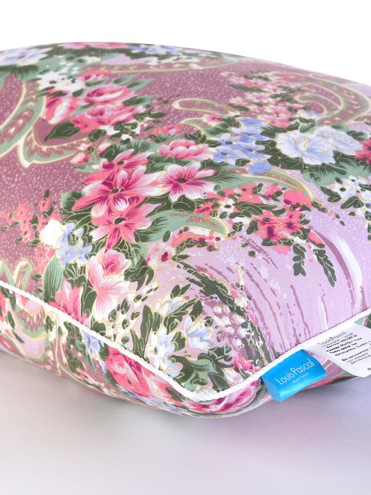 Пуховая подушка Жюли 70х70 розового цвета - лучшие Подушки для сна в INMYROOM