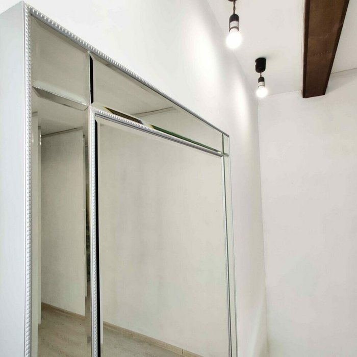 Настенное зеркало Vienna 80x180 серебряного цвета - лучшие Настенные зеркала в INMYROOM