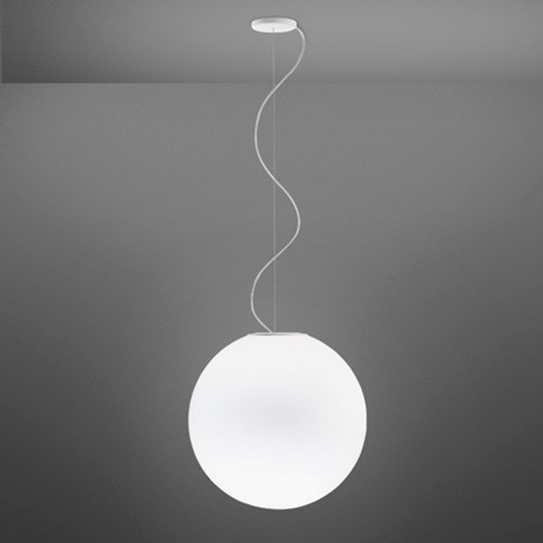 Подвесной светильник Fabbian LUMI sfera с плафоном из белого матового стекла 
