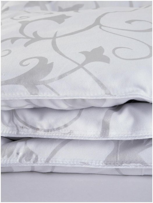 Пуховое одеяло Эмма 140х205 белого цвета - лучшие Одеяла в INMYROOM