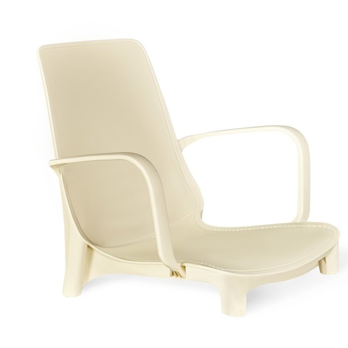 Стул с подлокотниками Manfred бежевого цвета - купить Обеденные стулья по цене 2775.0
