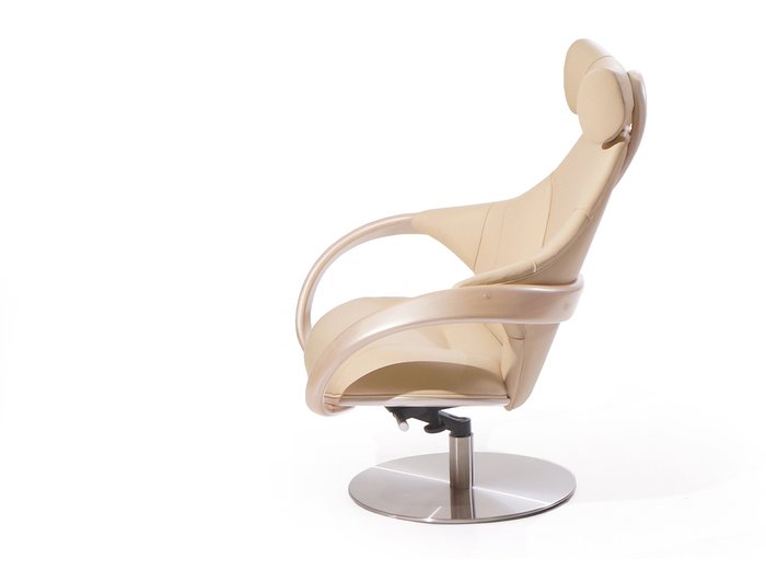 Кресло Apriori S с изящными подлокотниками    - лучшие Интерьерные кресла в INMYROOM