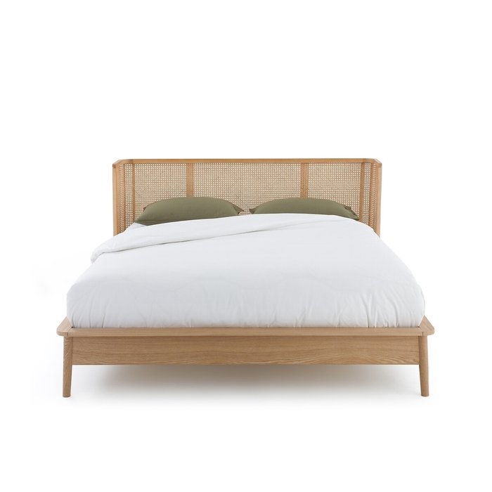 Кровать из плетеного материала с кроватным основанием Laora 160x200 бежевого цвета - купить Кровати для спальни по цене 84851.0