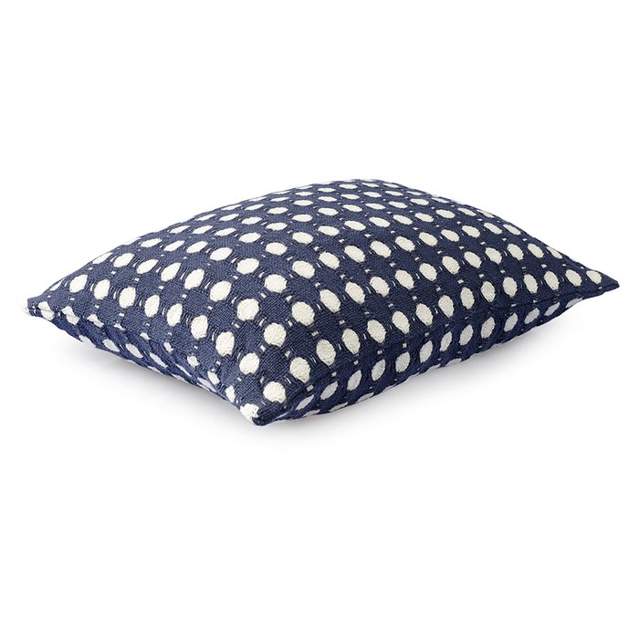 Чехол на подушку Polka dots 40х60 синего цвета - лучшие Чехлы для подушек в INMYROOM