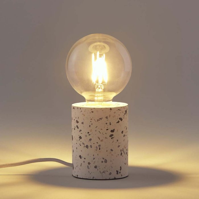 Лампа настольная из бетона терраццо Naya бело-серого цвета - купить Настольные лампы по цене 3185.0