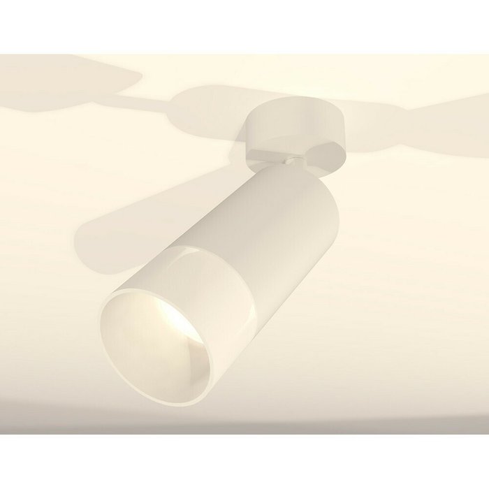 Светильник точечный Ambrella Techno Spot XM6322012 - купить Накладные споты по цене 4609.0