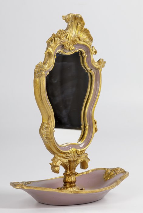 Зеркало настольное золотого цвета - купить Настольные зеркала по цене 3592.0