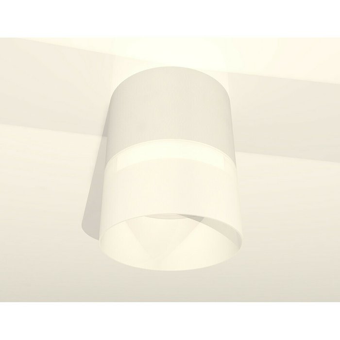Светильник точечный Ambrella Techno Spot XS8110002 - купить Накладные споты по цене 3747.0