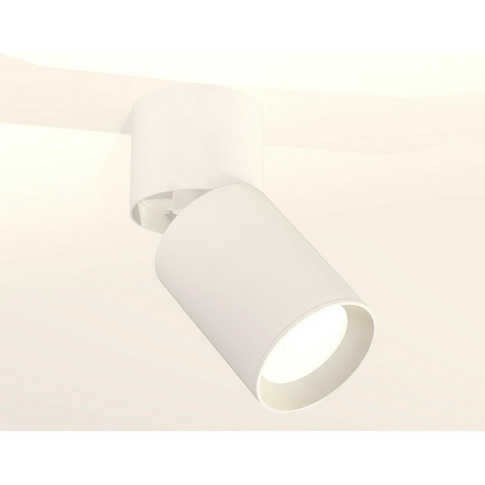 Светильник точечный Ambrella Techno Spot XM6312030 - купить Накладные споты по цене 3781.0